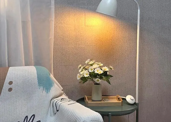 오픈특가 해피하우스 현이네 서울 홍대 명동 강남 2호선 모임 커플 관악산 도시속로컬